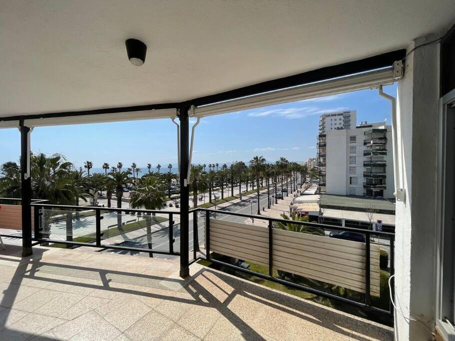 Apartamento En Primera Linea De Mar De Salou Luaran gambar